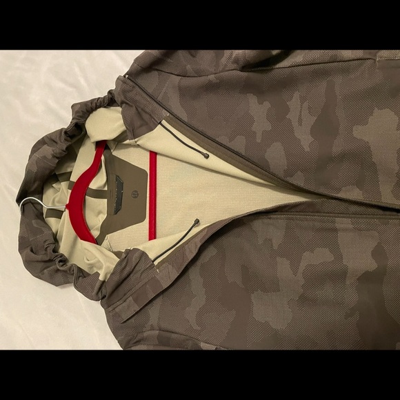 Lululemon Jacket - Picture 4 of 4